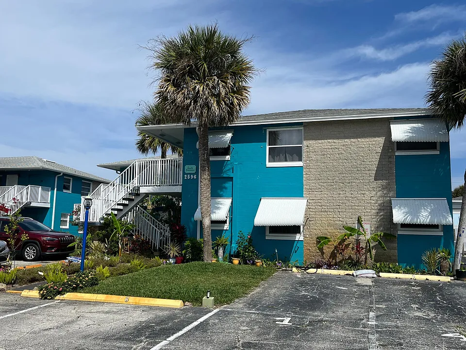 2596 Tulane Ave #1