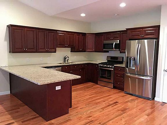 2nd image of 5 Morgan St #21