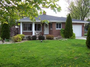 6N084 Meredith Rd, Maple Park, IL 60151