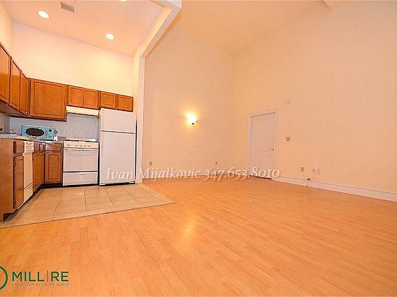 3rd image of 19-19 24th Ave #L120