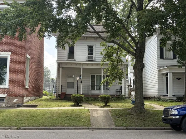 (undisclosed Address), New Philadelphia, OH 44663