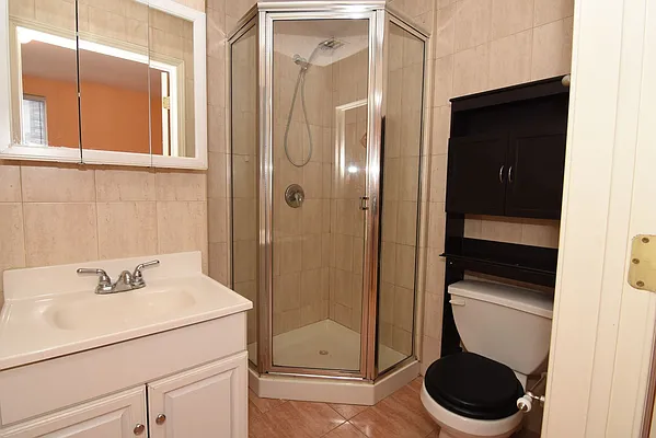 Sold by Ilite Realty Inc | media 15