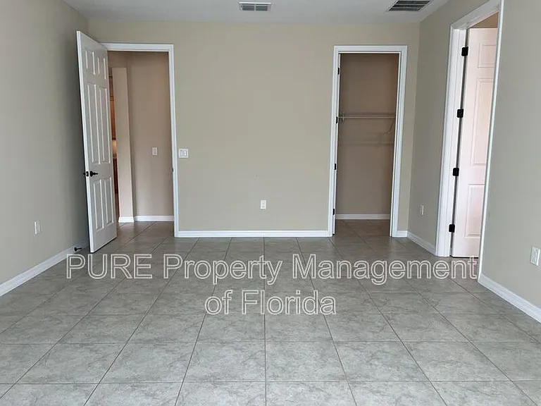 10376 SW 99th St — Photo 36