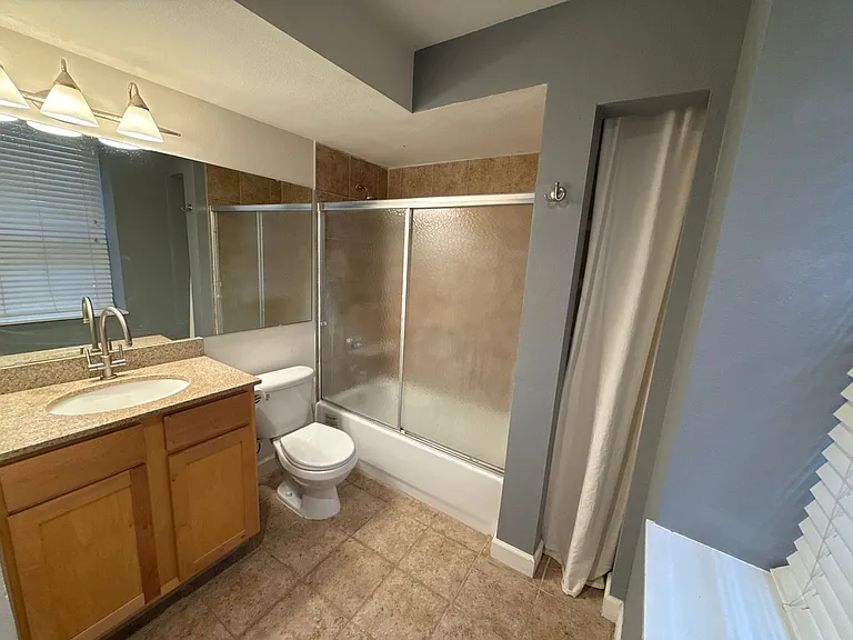 5350 Pershing Ave #4A — Photo 10