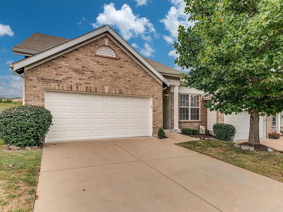 1st image of 3241 Country Hollow Dr