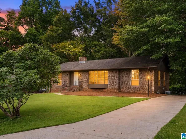 3720 Spearman Dr, Birmingham, AL 35216