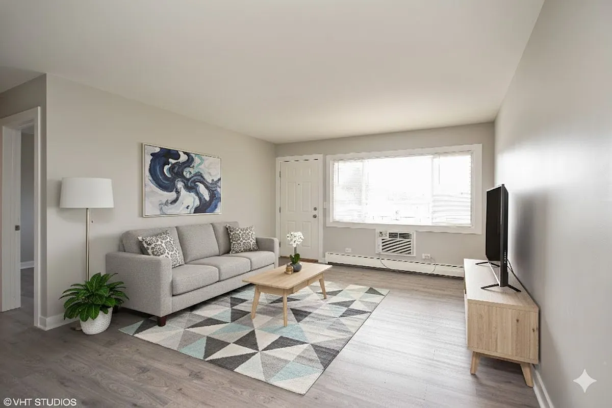 Building Photo - 2114 Elmwood LLC