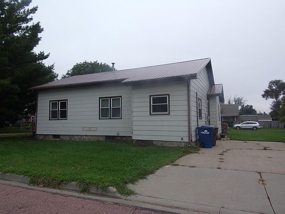 3rd image of 422 E 7th Ave