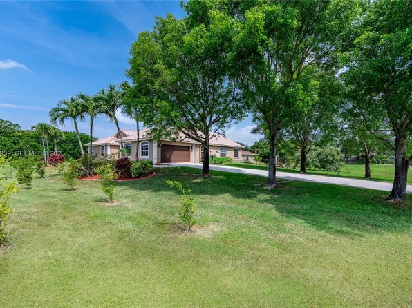 12851 Luray Rd, Southwest Ranches, FL 33330