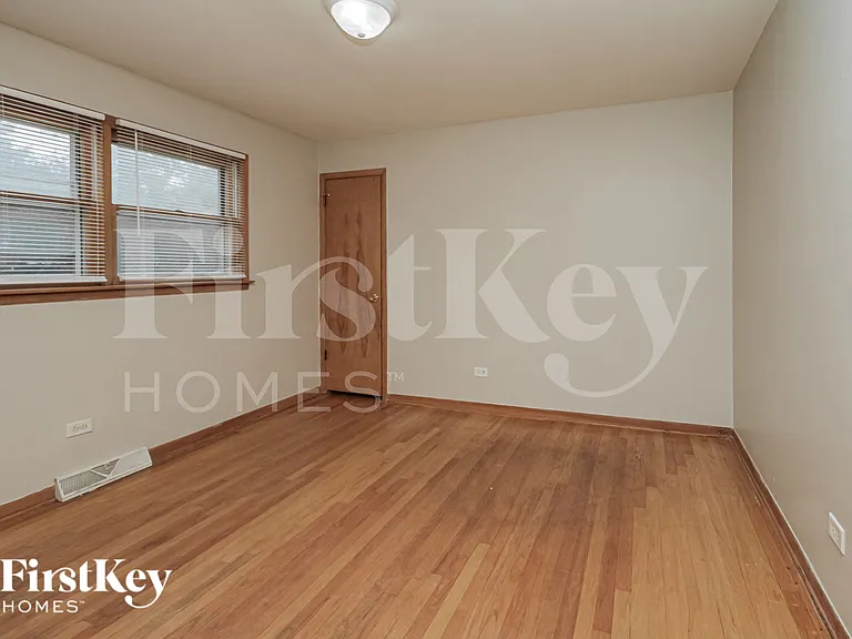 659 Paxton Ave — Photo 13