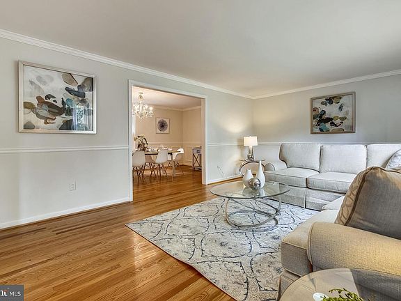5th image of 8102 Woodhaven Blvd