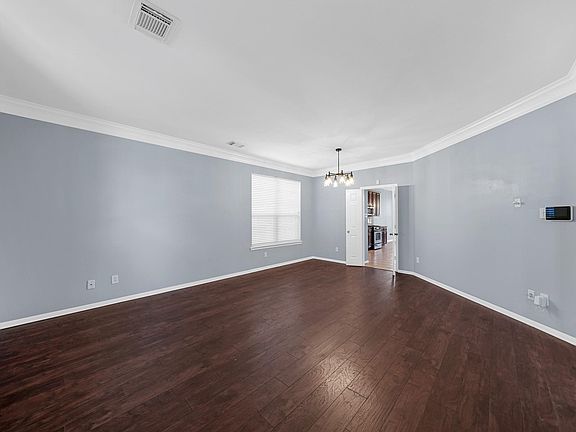 2nd image of 12 Palomar Dr