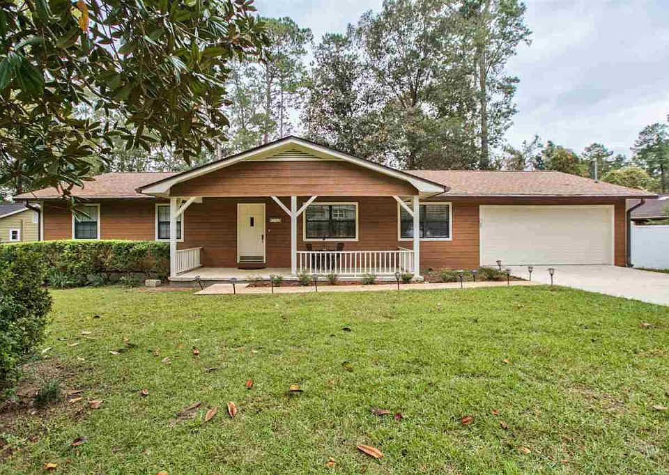 1st image of 4017 Deer Lane Dr