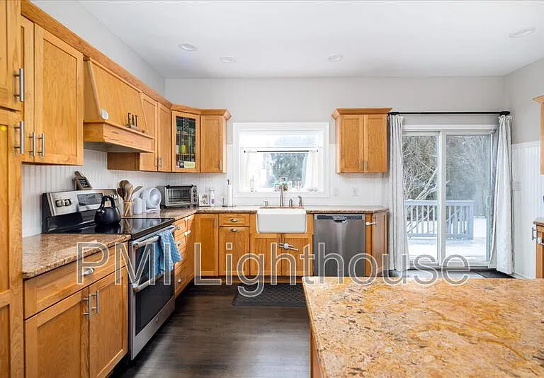 654 Bermuda Rd — Photo 8