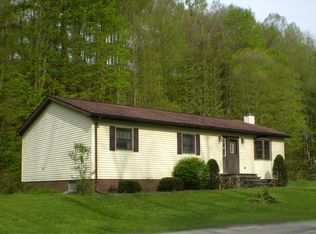 3772 Quarry St, Nicholson, PA 18446