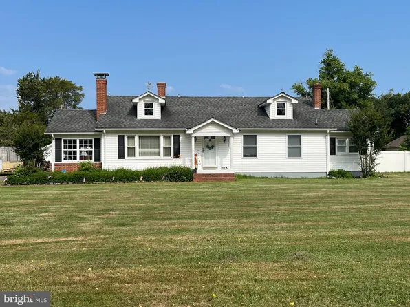 21425 Colton Point Rd, Avenue, MD 20609