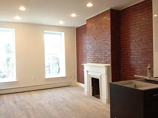 Rented by R New York | media 20