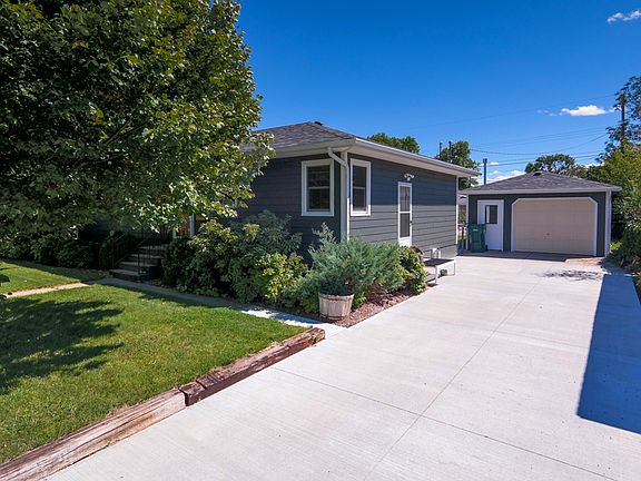 4th image of 2542 Yellowstone Ave