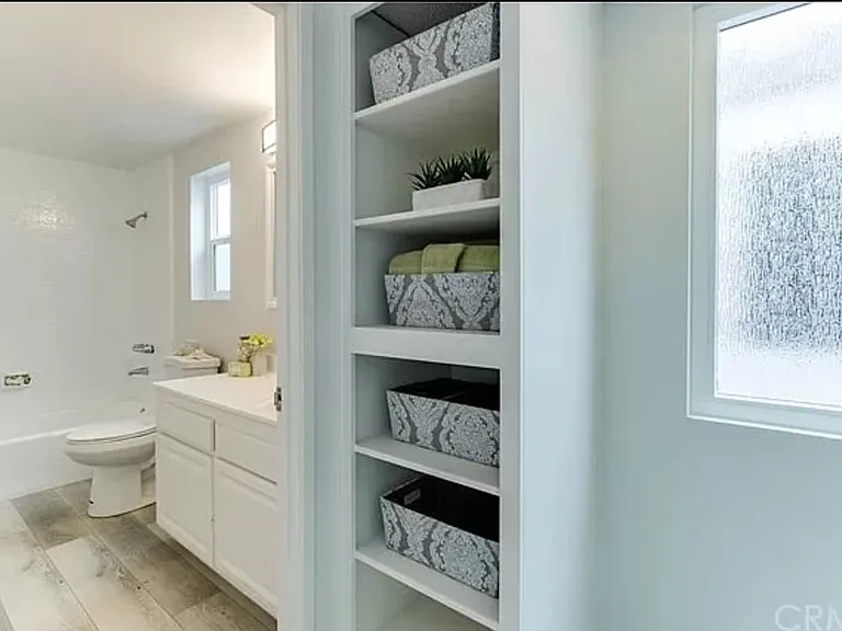 14801 Kingsdale Ave — Photo 11