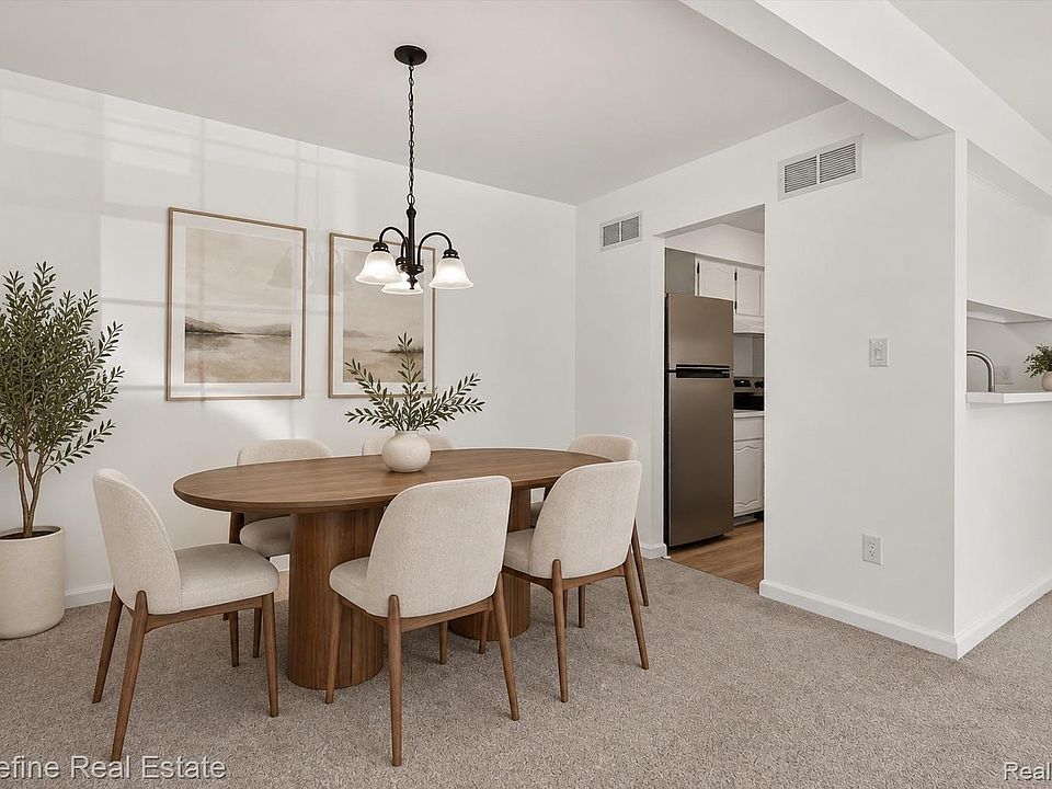 28308 Coventry Ct, photo 5