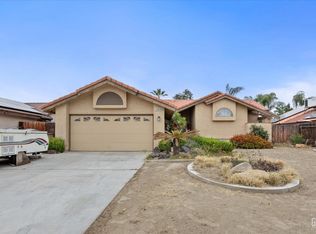 10104 Single Oak Dr, Bakersfield, CA 93311