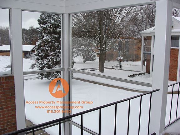 3rd image of 2311 Wealthy St SE #A-30