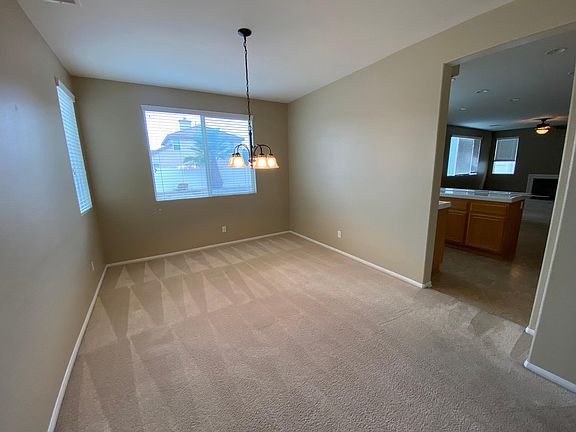 5th image of 1678 Milford Ct