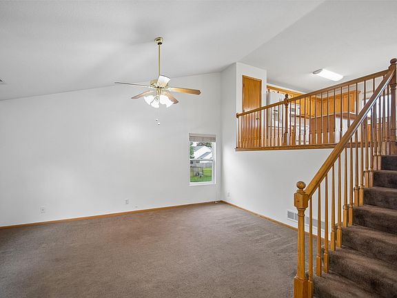 3rd image of 430 NE 60th St
