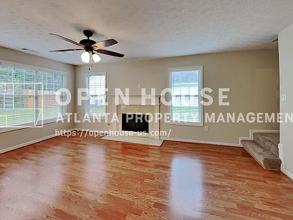 3rd image of 7435 Calm Springs Dr