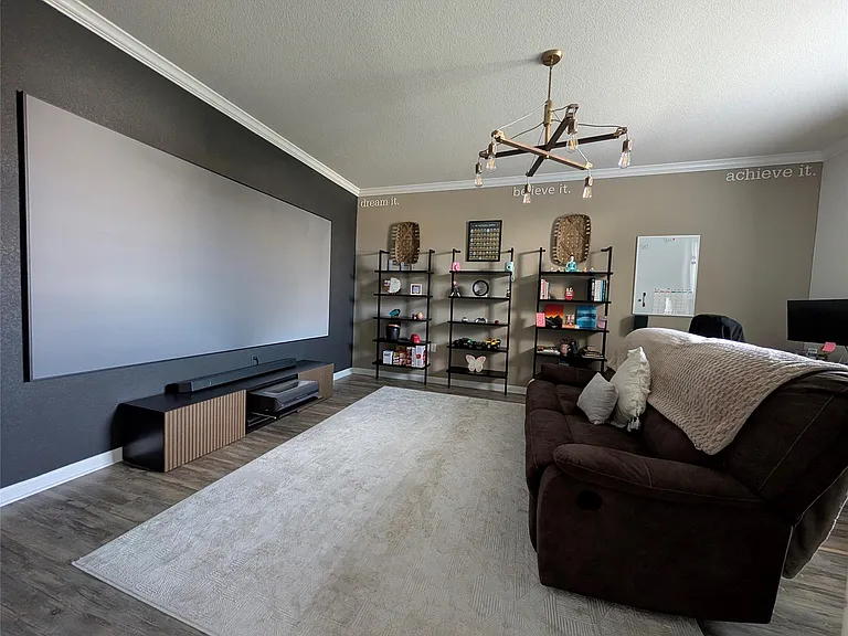 511 Hoot Owl Ln S — Photo 5