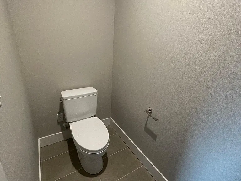 16555 SE Pleasant Valley Pkwy — Photo 14