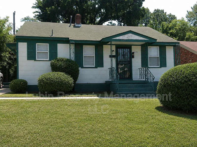 South Memphis — Photo 1