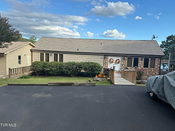 2nd image of 1458 Shipley Ferry Rd E