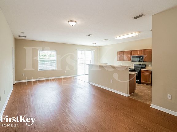 5th image of 9278 Caracara Dr