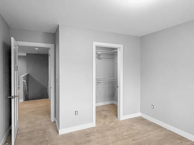 508 Cambridge St — Photo 20