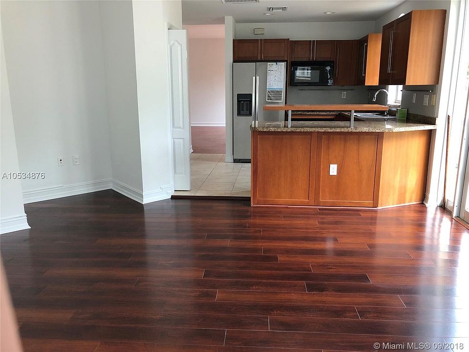 1st image of 18350 NE 30th Ct #18350