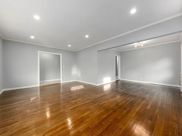 438 Beach 22 St #1 — Photo 1