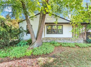 904 S Elm Blvd, Champaign, IL
