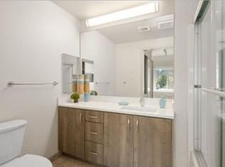 1965 E 15th Ave #427, Eugene, OR 97403