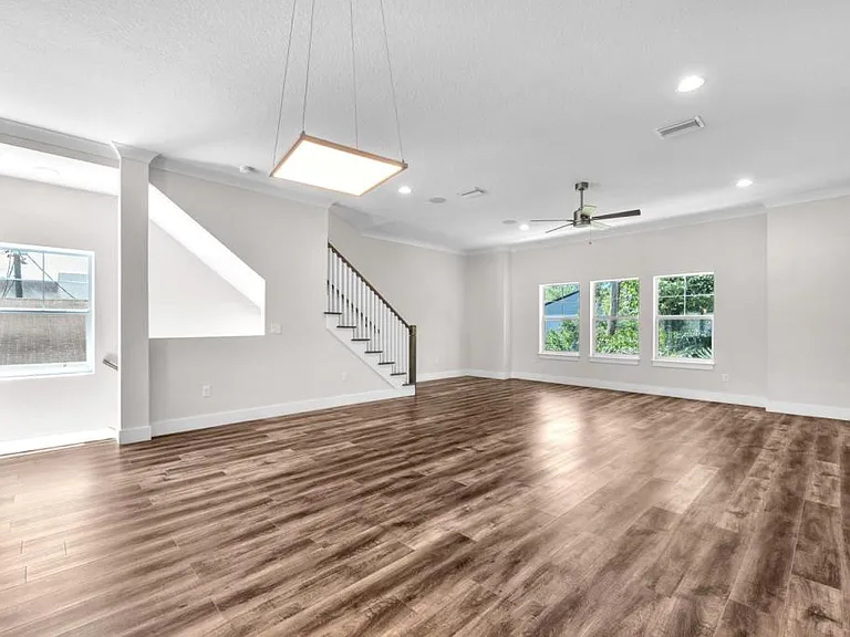 3120 W Azeele St #1 — Photo 38