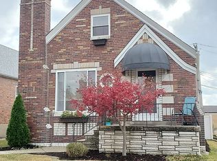 5828 Potomac St, Saint Louis, MO 63139