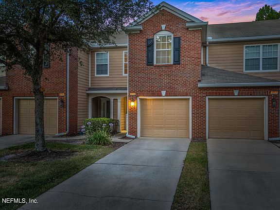 3rd image of 4115 Rosecliff Ln