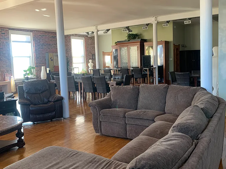 162 W Center St #302 — Photo 5