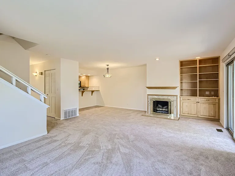 1538 Chambers Dr — Photo 1