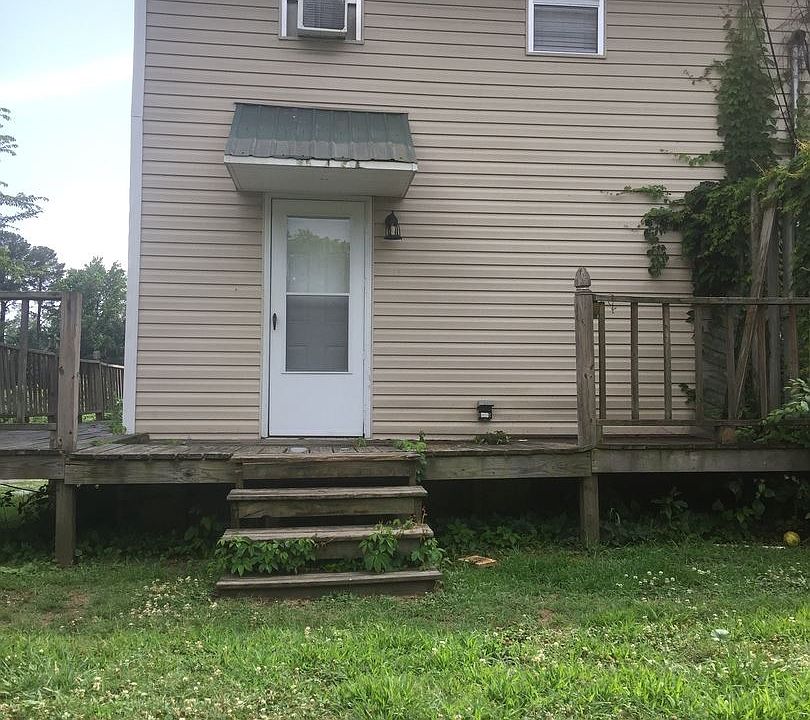 2nd image of 4227 Massachusetts Ave N