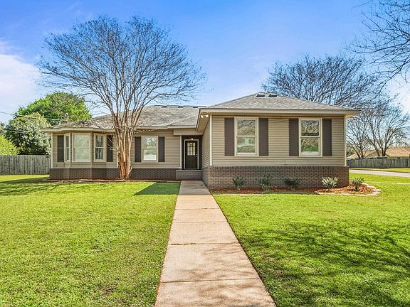 2nd image of 10433 Shadowview Rd