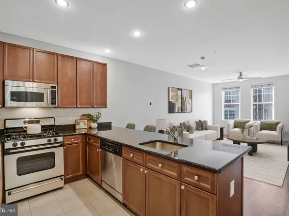 181 E Reed Ave APT 206, Alexandria, VA 22305