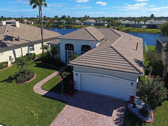 2nd image of 279 SW Lake Forest Way