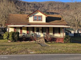 2015 4th Ave E, Big Stone Gap, VA 24219