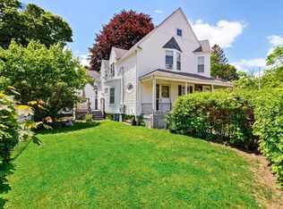 11 Hadwen Rd, Worcester, MA 01602